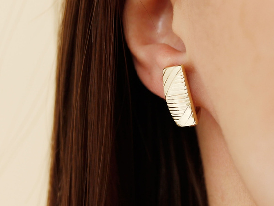 Kolczyki złote angielskie klasyka elegancji