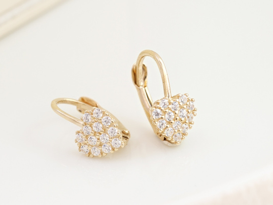 Złote kolczyki serduszka wysadzane cyrkoniami