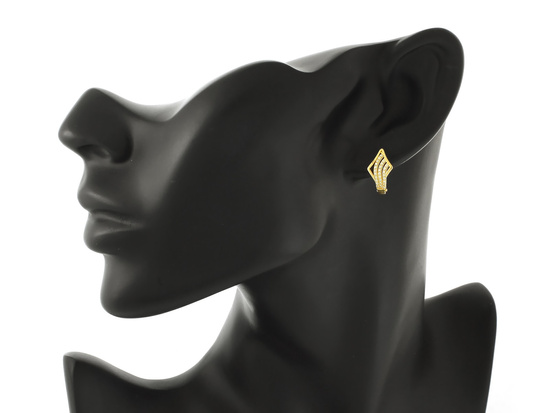 Złote kolczyki angielskie zdobione cyrkoniami