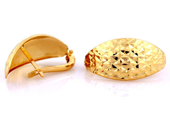 Kolczyki złote blaszki zdobione frezowane bez kamieni