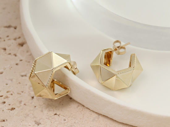 Kolczyki złote efektowne oryginalne geometryczne modne na sztyfcie