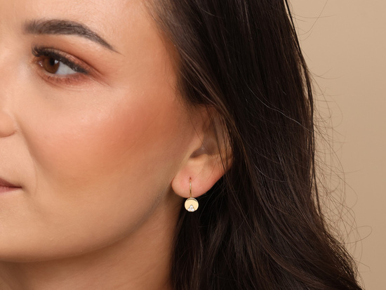 Kolczyki złote na biglu eleganckie okrągłe z cyrkoniami