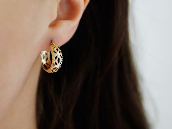 Kolczyki złote szerokie ażurowe kółka angielskie 21mm