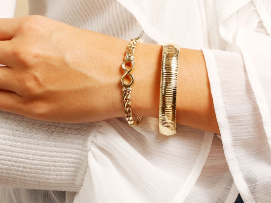 Bransoletka złota sztywna z nieskończonością