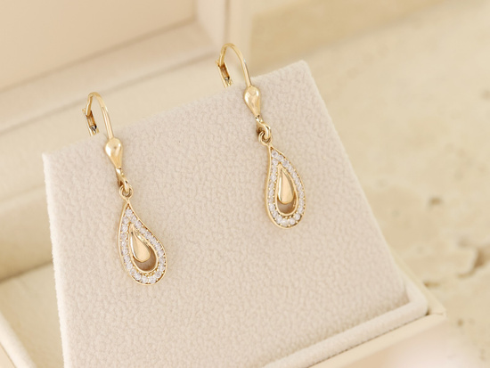 Kolczyki złote wiszące z cyrkoniami