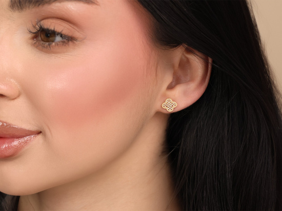 Kolczyki złote kwiatki z cyrkoniami na sztyfcie