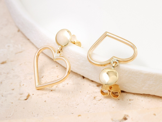 Kolczyki złote wiszące serca na sztyfcie