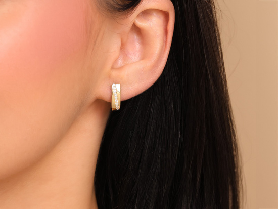 Kolczyki złote na angielskim zapięciu z cyrkoniami