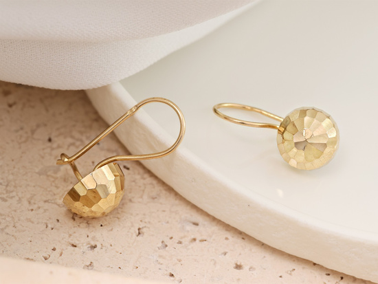 Kolczyki złote półkule na biglu diamentowane