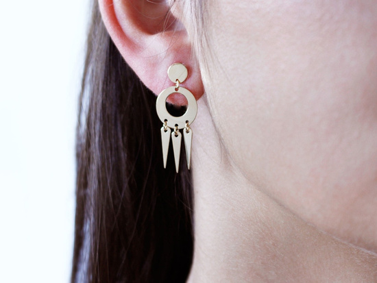 Kolczyki złote wiszące długie ruchome trójkąty