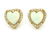 Kolczyki złote serca przy uchu z opalem