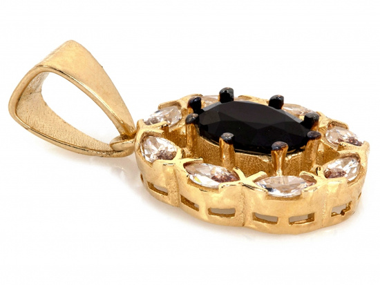 Złota zawieszka owalna z onyksem i cyrkoniami