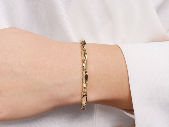 Damska bransoletka ze złota