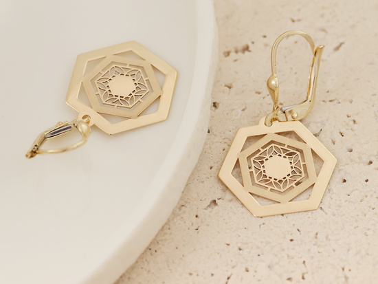 Kolczyki złote wiszące sześciany angielskie zapięcie