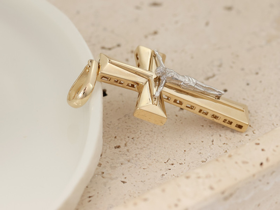 Zawieszka złota dwukolorowy krzyżyk