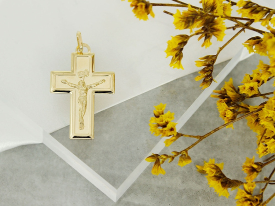 Krzyżyk złoty zawieszka wisiorek