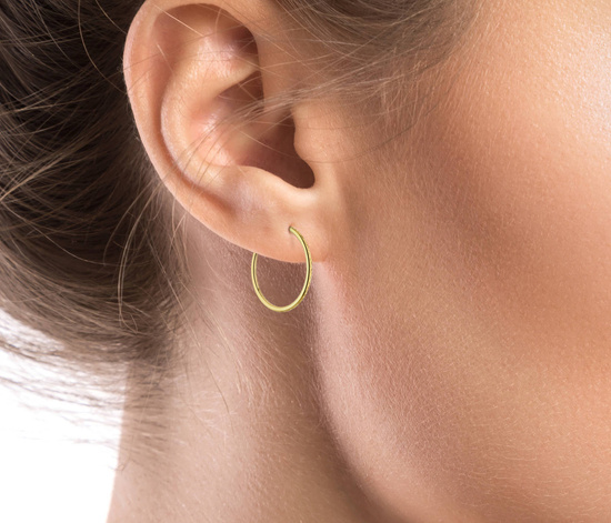 Złote kolczyki 375 koła 23 mm, diamentowane szarniry