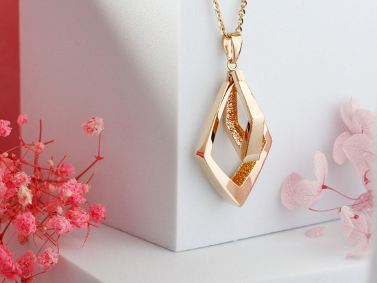 Zawieszka złota duża dwa ruchome romby