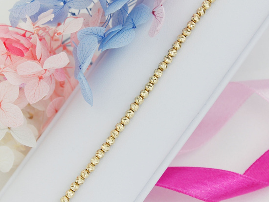 Złota bransoletka z kulek błyszczących diamentowanych