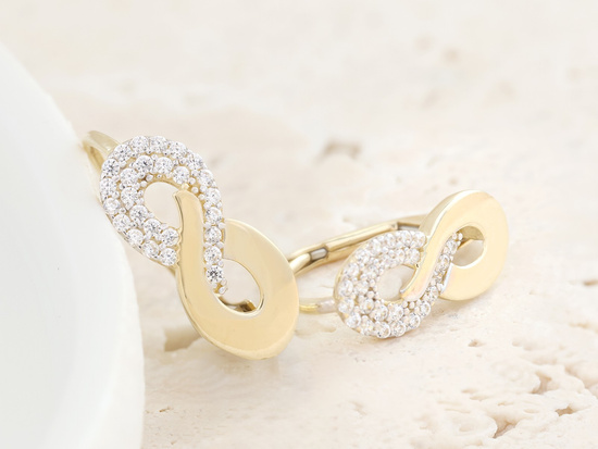 Kolczyki złote nieskończoność na angielskim zapięciu