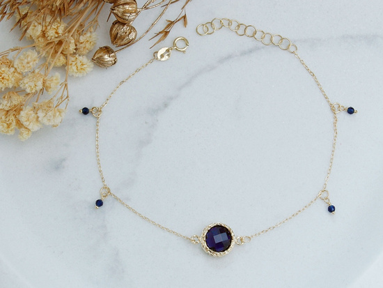 Bransoletka złota z szafirami syntetycznymi