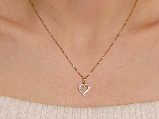 Zawieszka złote serce delikatne zdobione cyrkoniami