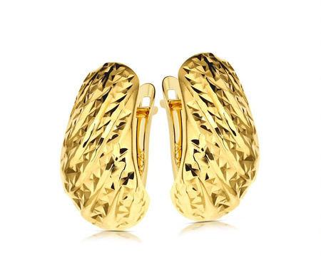 Złote kolczyki 375 diamentowane - klasyczne