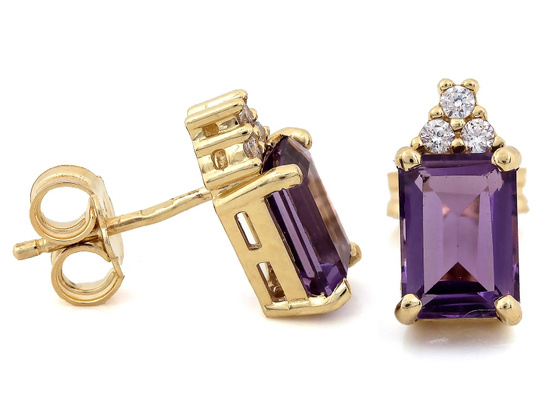 Złote kolczyki z ametystem na sztyfcie