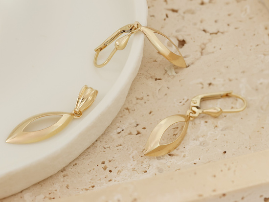 Kolczyki złote wiszące długie ruchome