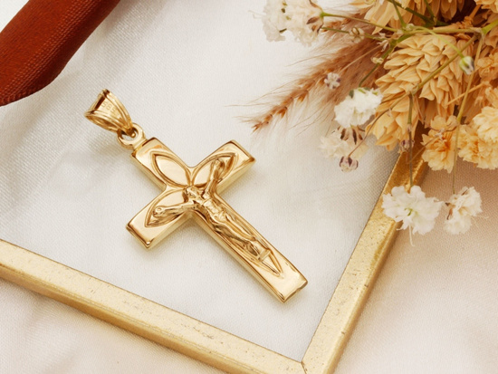 Zawieszka złoty wisiorek krzyżyk z wizerunkiem