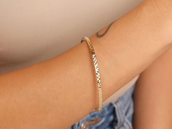 Okrągła złota bransoletka diamentowana sztywna