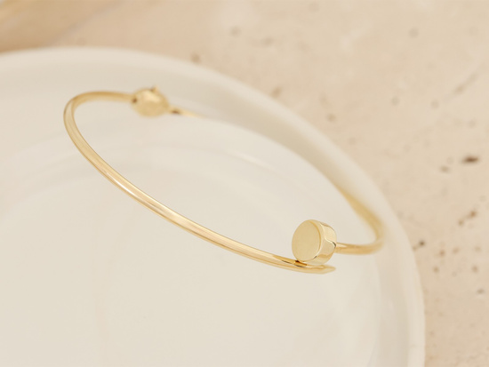 Złota sztywna bransoletka modny gwóźdź