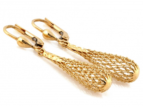 Złote kolczyki długie ażurowe maczugi