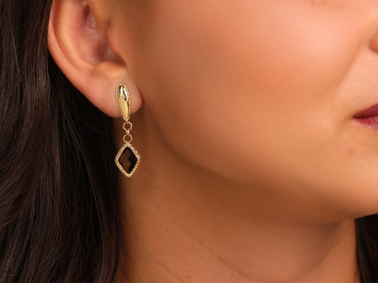 Kolczyki złote z kwarcem dymnym z wiszącym rombem