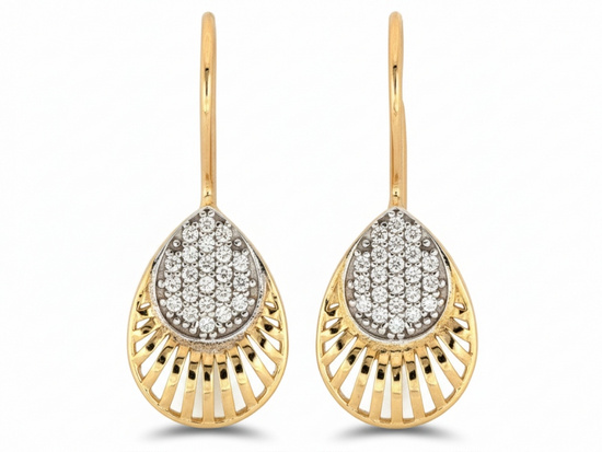 Złote kolczyki na biglu idealne dla mamy z cyrkoniami