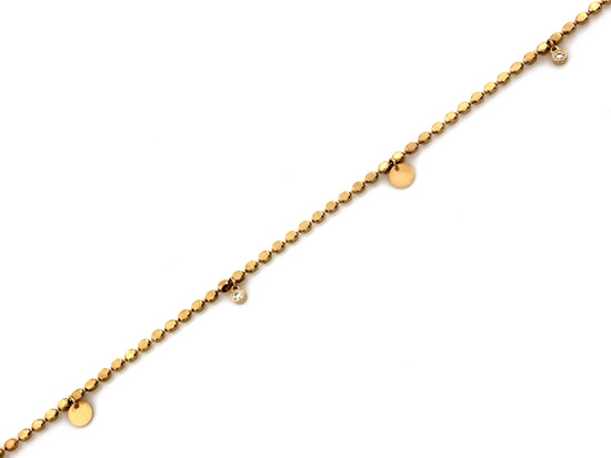 Delikatna złota bransoletka z zawieszkami