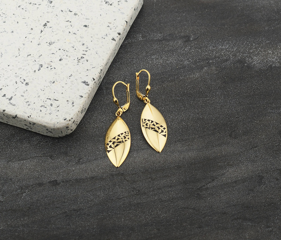 Złote kolczyki 585 - wiszące z kwiatowym wzorem