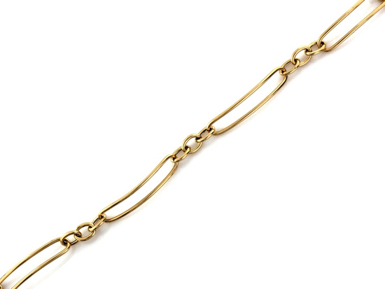 Bransoletka złota z dużych ogniw modna na czasie