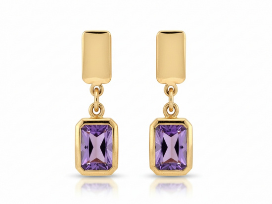 Delikatne złote kolczyki wiszące prostokątne z fioletowym kamieniem