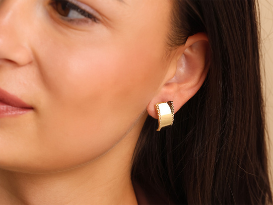 Kolczyki złote popularne blaszki zdobione zapięcie angielskie