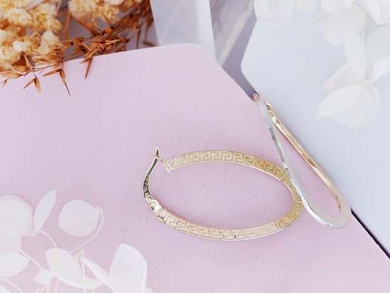 Owalne kolczyki zdobione z wzorem greckim angielskie