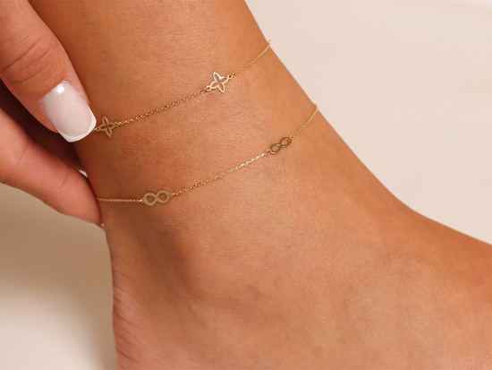 Bransoletka złota z kwiatkami delikatna łańcuszkowa