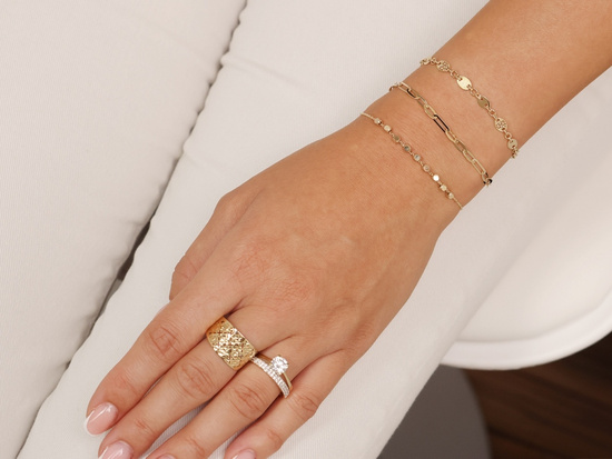 Złota bransoletka z dużych owalnych ogniw