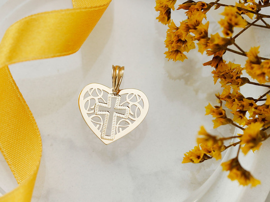 Zawieszka złota ażurowe serce z krzyżykiem medalik