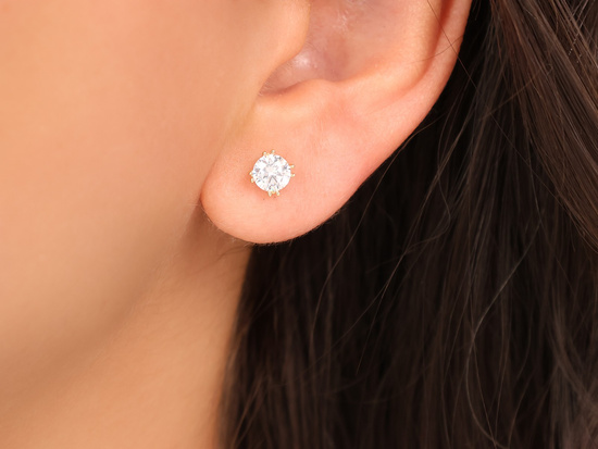 Kolczyki złote na sztyfcie z cyrkonią