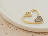 Złota zawieszka z dwóch serc z cyrkoniami
