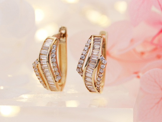 Kolczyki złote wygodne do każdej stylizacji