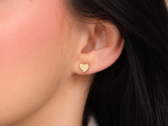 Kolczyki złote błyszczące serce na sztyfcie