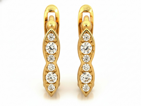 Złote kolczyki delikatne angielskie dyskretne