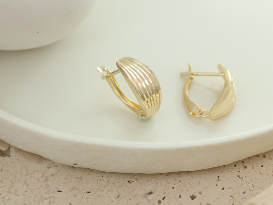 Złote kolczyki angielskie błyszczące frezowane